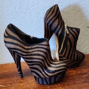 ALEJANDRO INGELMO Platform Zebra Animal Print Pony Hair Heels Bootie 38